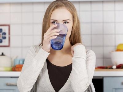 國林開水器提醒：早上不要喝這四類水！