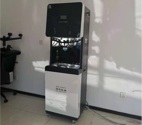 國林小知識：開水器和直飲機有什么區(qū)別？