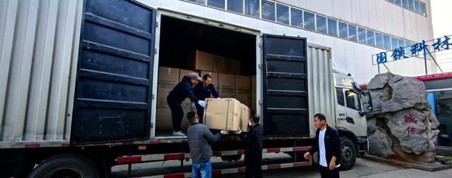 開水器裝車發(fā)貨，用心交付每個(gè)訂單！